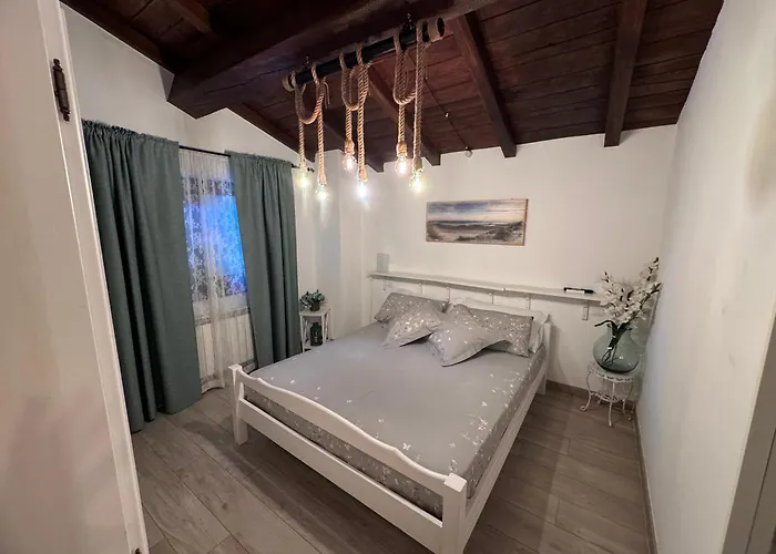 Ca Lubella * Carrare